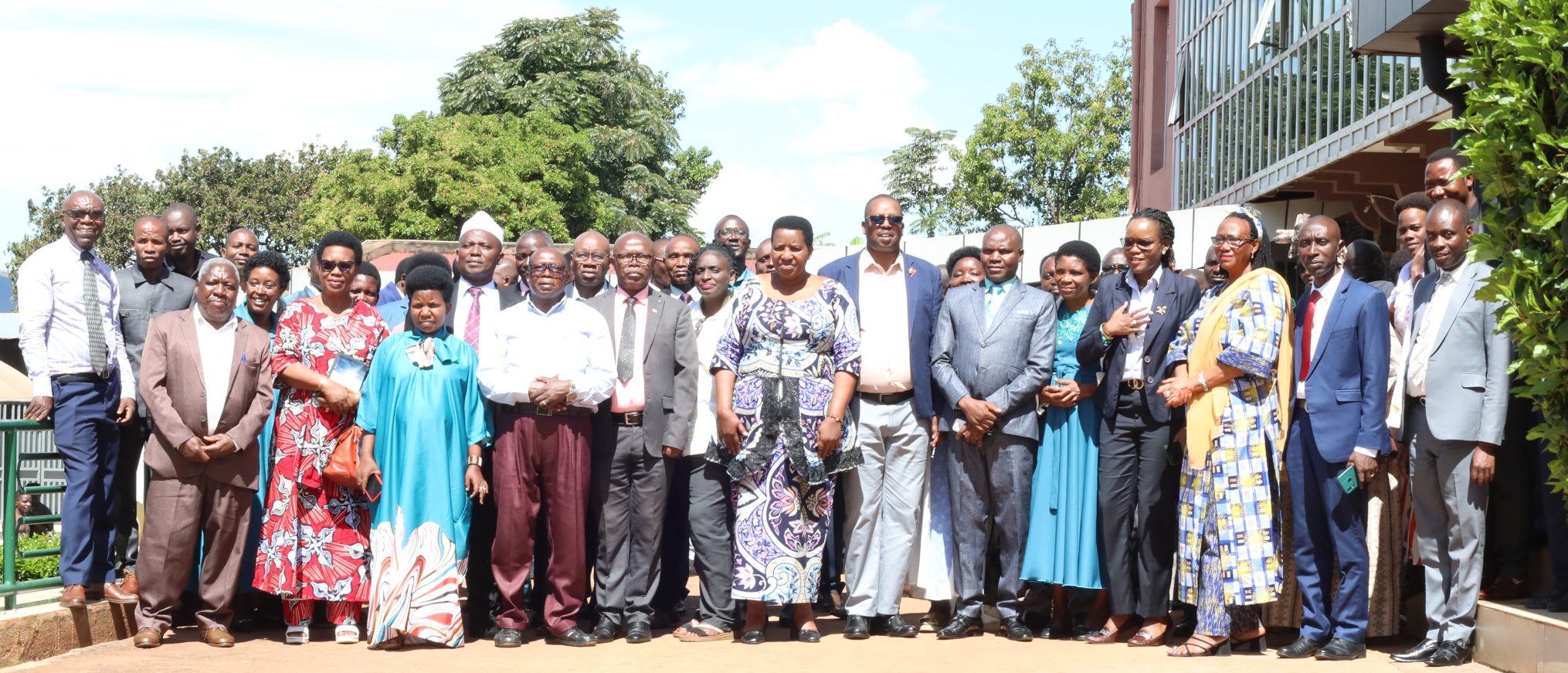 CVR isaba abanyamashengero gusubiza hamwe imbere yuko ifata ingingo